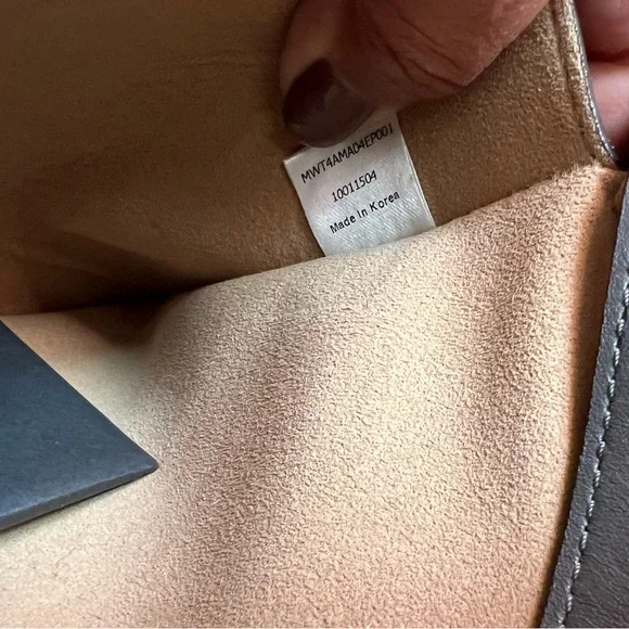 NWOT MCM PHANTOM MILLA 2 way - Picture 10 of 15